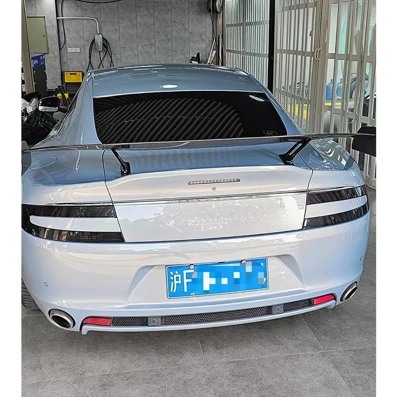 High Quality and Good Price Dry Carbon Fiber F1 Edition Wing Spoiler for  DB9
